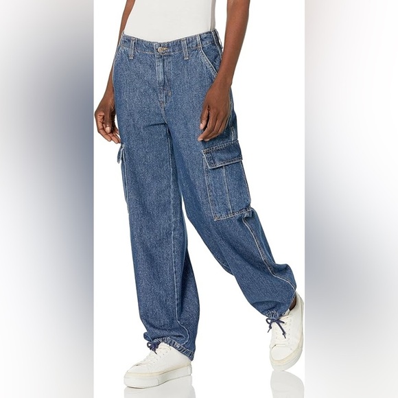Levi's Denim - NWT - Levi's Women's '94 Baggy Cargo Jeans - Size 26 X 32